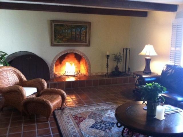 Spanish Villa Inn Света Елена Екстериор снимка