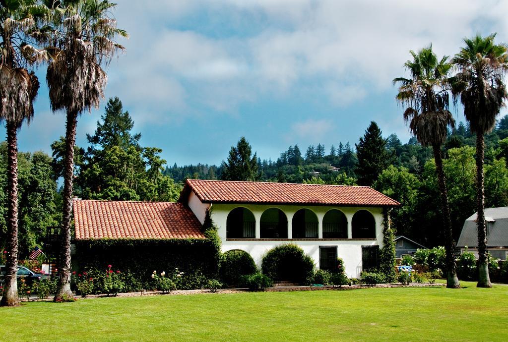 Spanish Villa Inn Света Елена Екстериор снимка