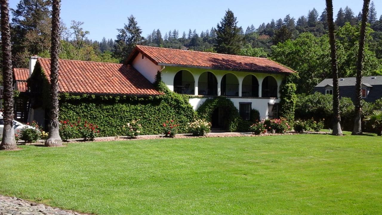 Spanish Villa Inn Света Елена Екстериор снимка